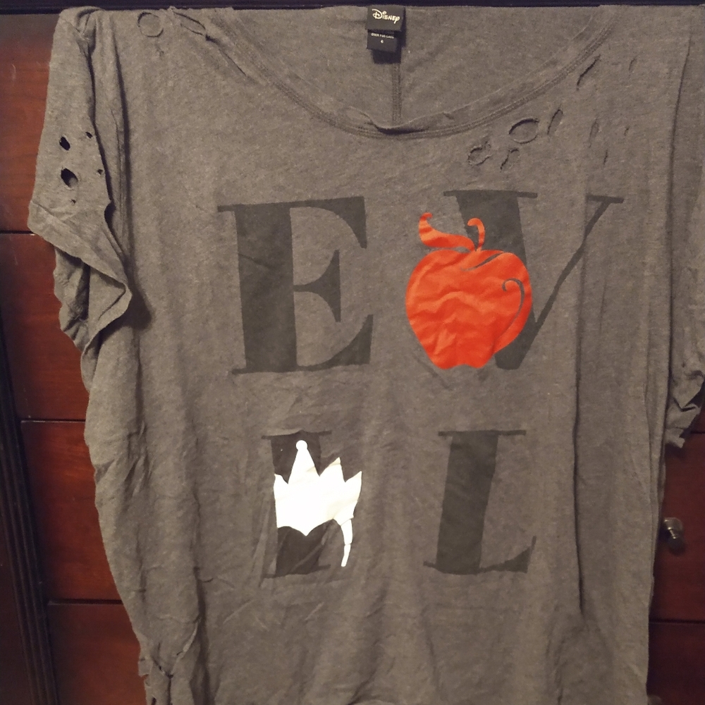 Evil Disney torrid shirt size 6